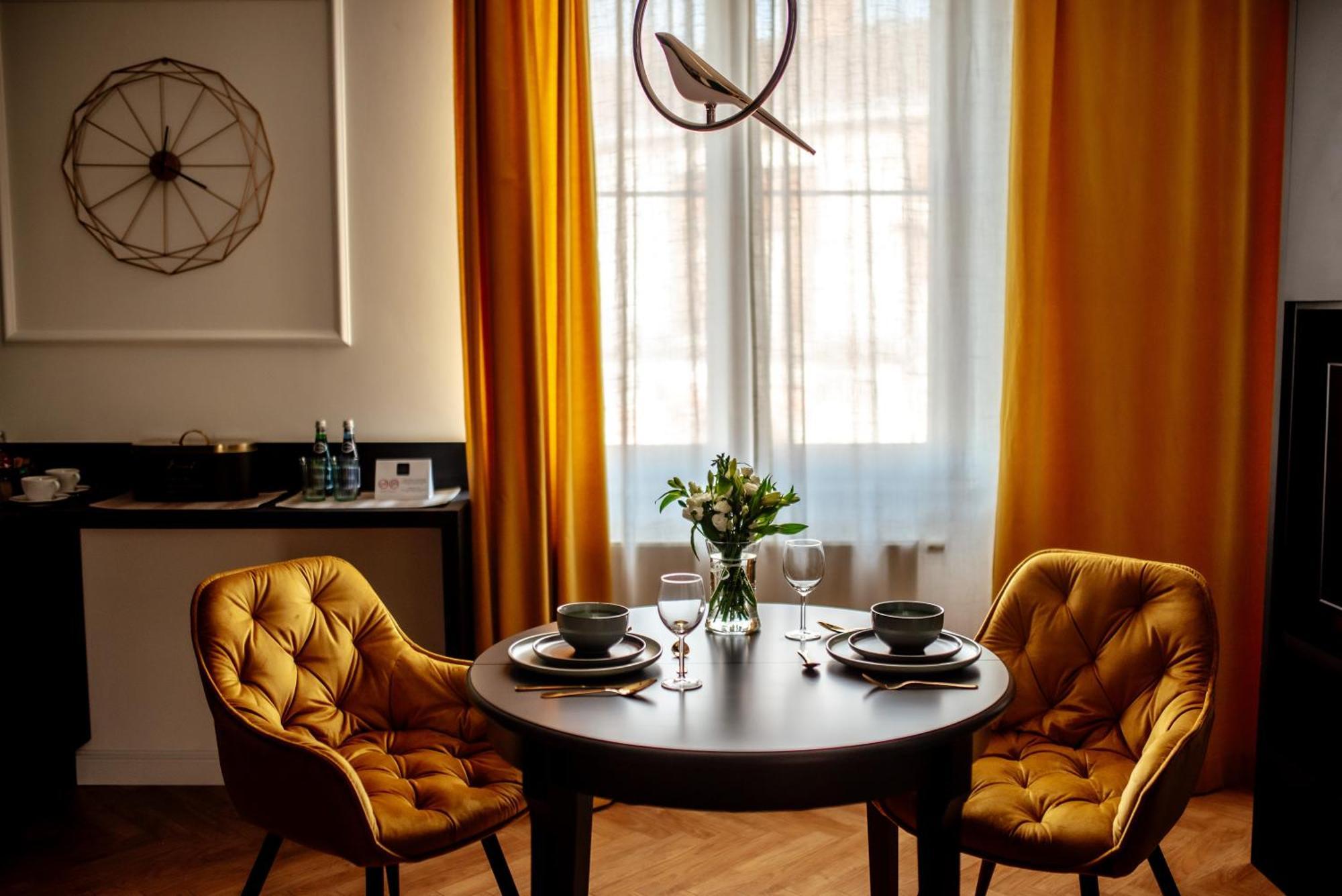 Apartamenty Stare Miasto Zamosc, Prywatny Parking, Winda Экстерьер фото